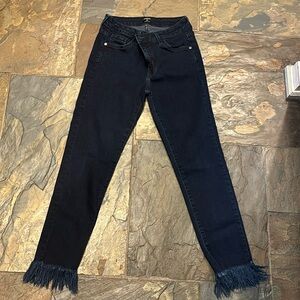 Just black denim skinny jeans with fringe on the bottom size 26